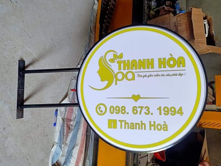 Lợi ích và ứng dụng của biển vẫy quảng cáo trong chiến lược marketing