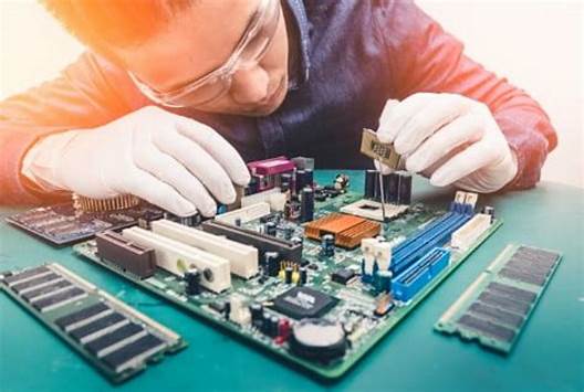 Bảng Giá Dịch Vụ Sửa Laptop Lấy Ngay Mới Nhất