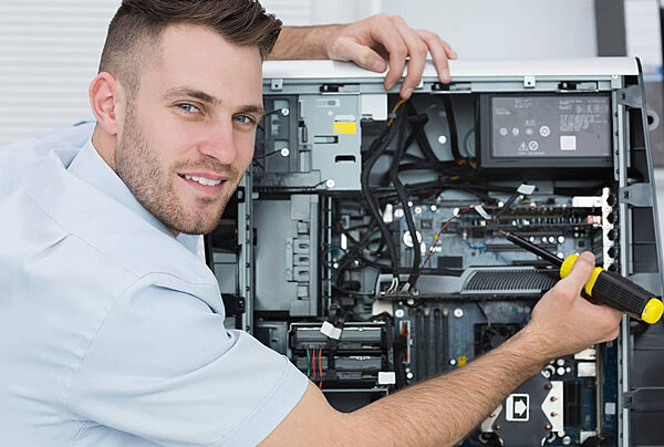 Tại Sao Chọn Sửa Máy Tính Giá Rẻ Tại Innhanh.pro.vn