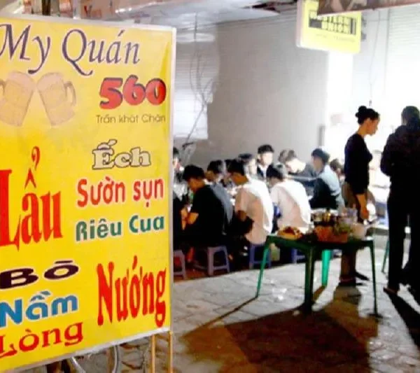 Bảng giá làm biển vẫy lẩu nướng cập nhật mới nhất 2025