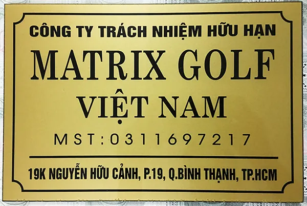 Bảng hiệu công ty mica
