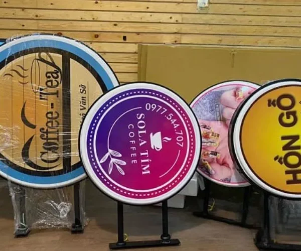 Các mẫu biển vẫy mica đẹp, độc đáo tại Quảng Cáo 24H