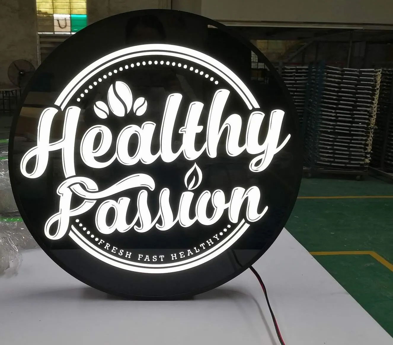 Dịch vụ làm biển vẫy alu giá rẻ tại TPHCM