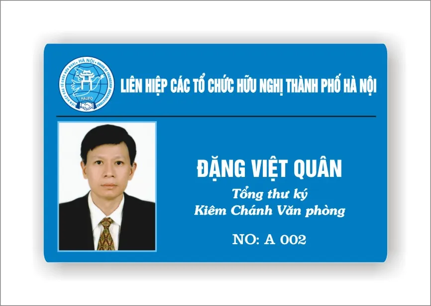 Mau the nhan vien dep10