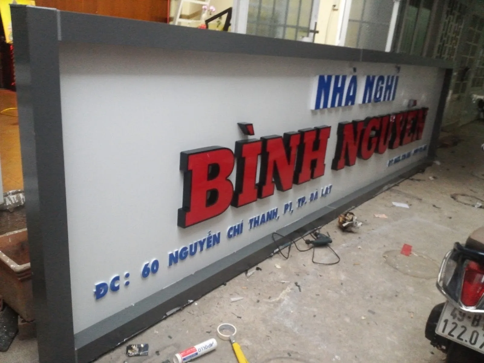 Quy trình thiết kế biển công ty chữ nổi tại Quảng Cáo 24H