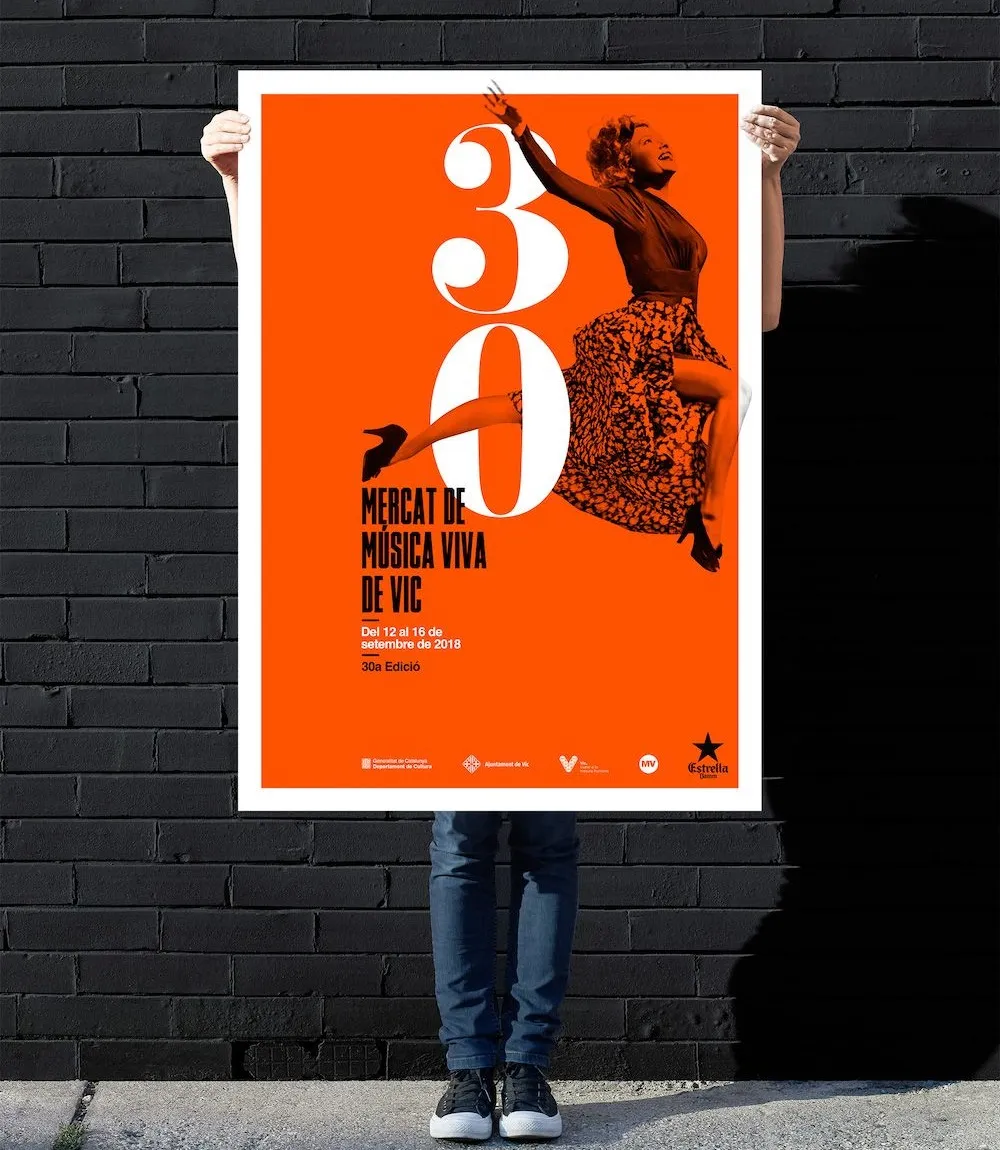 Thiết Kế Poster