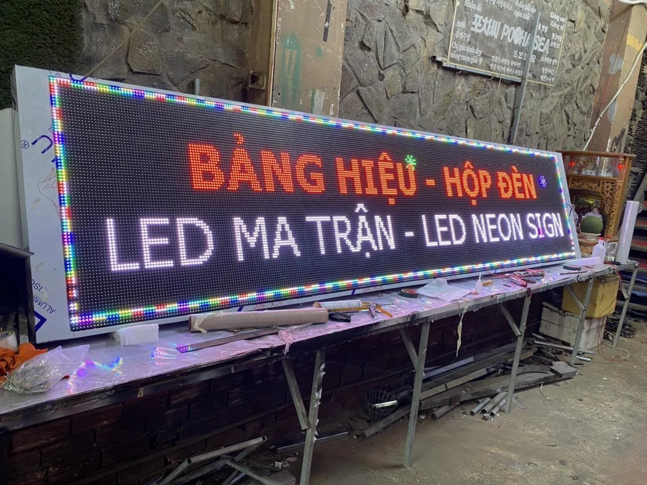 Tổng quan về biển led ma trận 3 màu và ứng dụng trong quảng cáo