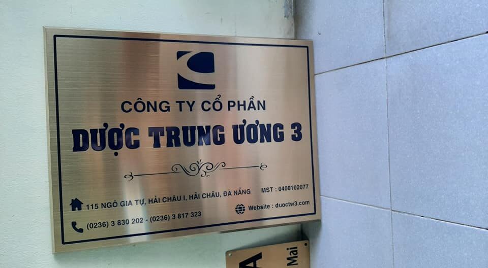 Bảng hiệu công ty inox
