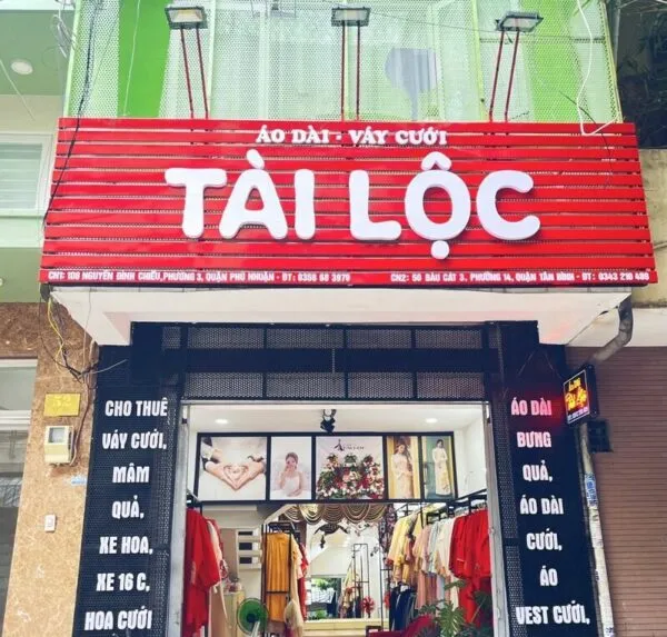 Biển quảng cáo shop thời trang