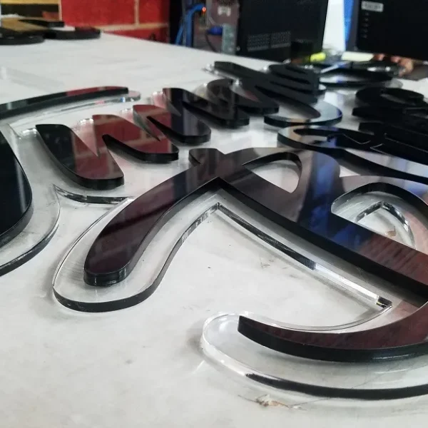 Các loại chữ mica phổ biến tại Quảng Cáo 24h