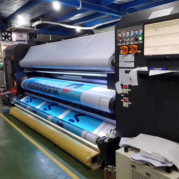 Các mẫu in bạt không gân đẹp và ứng dụng thực tế