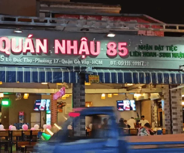 Dịch vụ làm bảng hiệu quán nhậu lấy liền của Quảng Cáo 24h luôn đảm bảo tiến độ và chất lượng