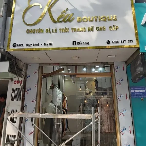 Dịch vụ làm bảng hiệu shop quần áo giá rẻ tại tphcm quangcao24h.net