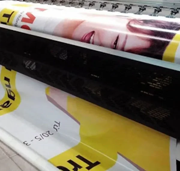 Với dịch vụ in bạt 2 da lấy liền, Quảng Cáo 24h cam kết thời gian sản xuất nhanh chóng, đáp ứng nhu cầu gấp của khách hàng