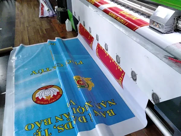 Để nhận báo giá in bạt hilex chi tiết và cập nhật nhất, hãy liên hệ với chúng tôi qua hotline 0903 787 767