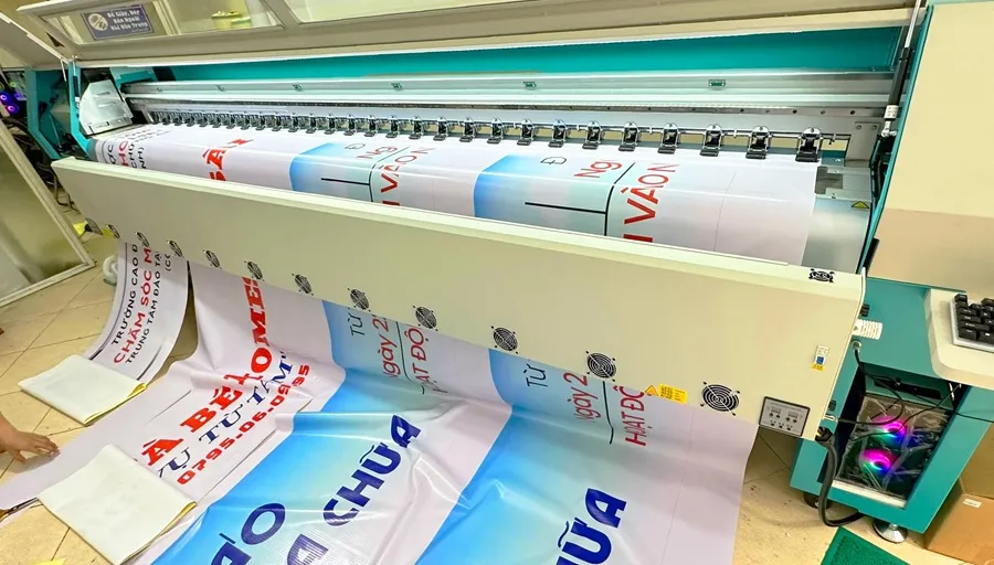 Dịch vụ thiết kế in bạt hilex tại Quảng Cáo 24h được thực hiện theo quy trình chuyên nghiệp