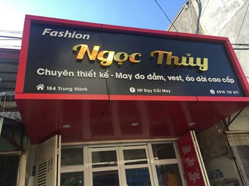 Quảng Cáo 24h đảm bảo chất lượng và tiến độ thi công biển quảng cáo shop thời trang