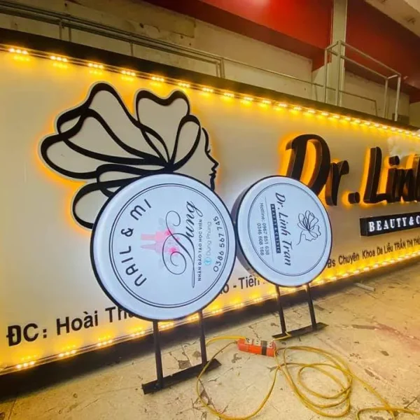 Quảng Cáo 24h tự hào mang đến quy trình thiết kế biển quảng cáo nail chuyên nghiệp