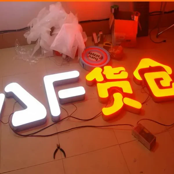 Quảng cáo 24h cung cấp bảng giá chữ inox hắt sáng chân minh bạch, cạnh tranh