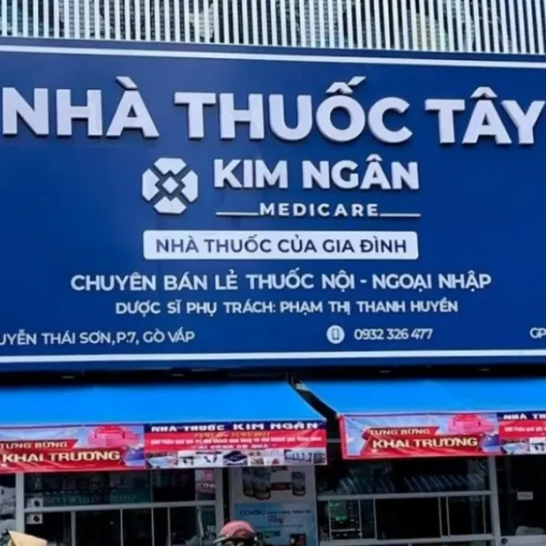 Quy trình chi tiết làm bảng hiệu nhà thuốc tại Quảng Cáo 24h