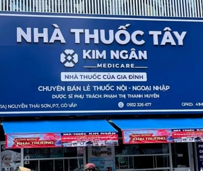 Quy trình chi tiết làm bảng hiệu nhà thuốc tại Quảng Cáo 24h