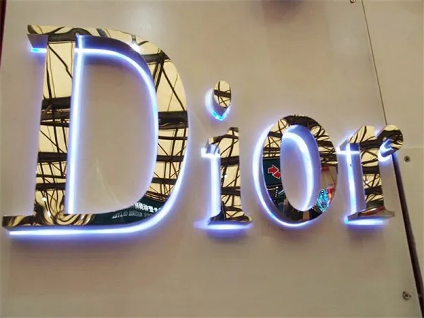 Quy trình làm Chữ Nổi Led Hắt Sáng Chân chuyên nghiệp tại Quảng Cáo 24h