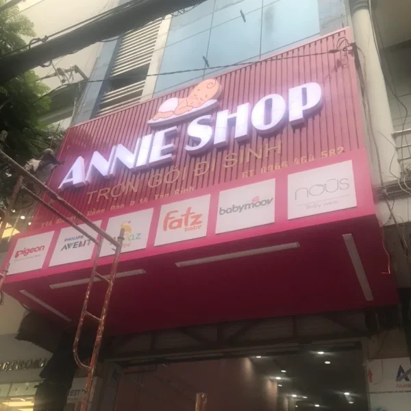 Xu hướng mẫu bảng hiệu shop quần áo đẹp đang được ưa chuộng