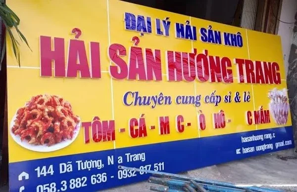 Một biển quảng cáo hải sản bắt mắt, chuyên nghiệp sẽ tạo thiện cảm và thu hút khách hàng ghé thăm