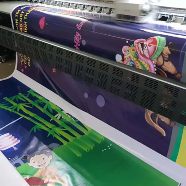 Chúng tôi cung cấp dịch vụ thiết kế in bạt khổ lớn với thông tin sự kiện rõ ràng, bố cục khoa học và màu sắc bắt mắt