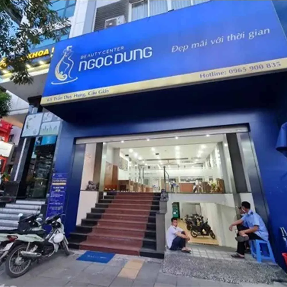 Với Quảng Cáo 24h, khách hàng có thể yên tâm về thời gian giao hàng, đặc biệt là dịch vụ in bạt không gân lấy liền cho những trường hợp cần gấp.