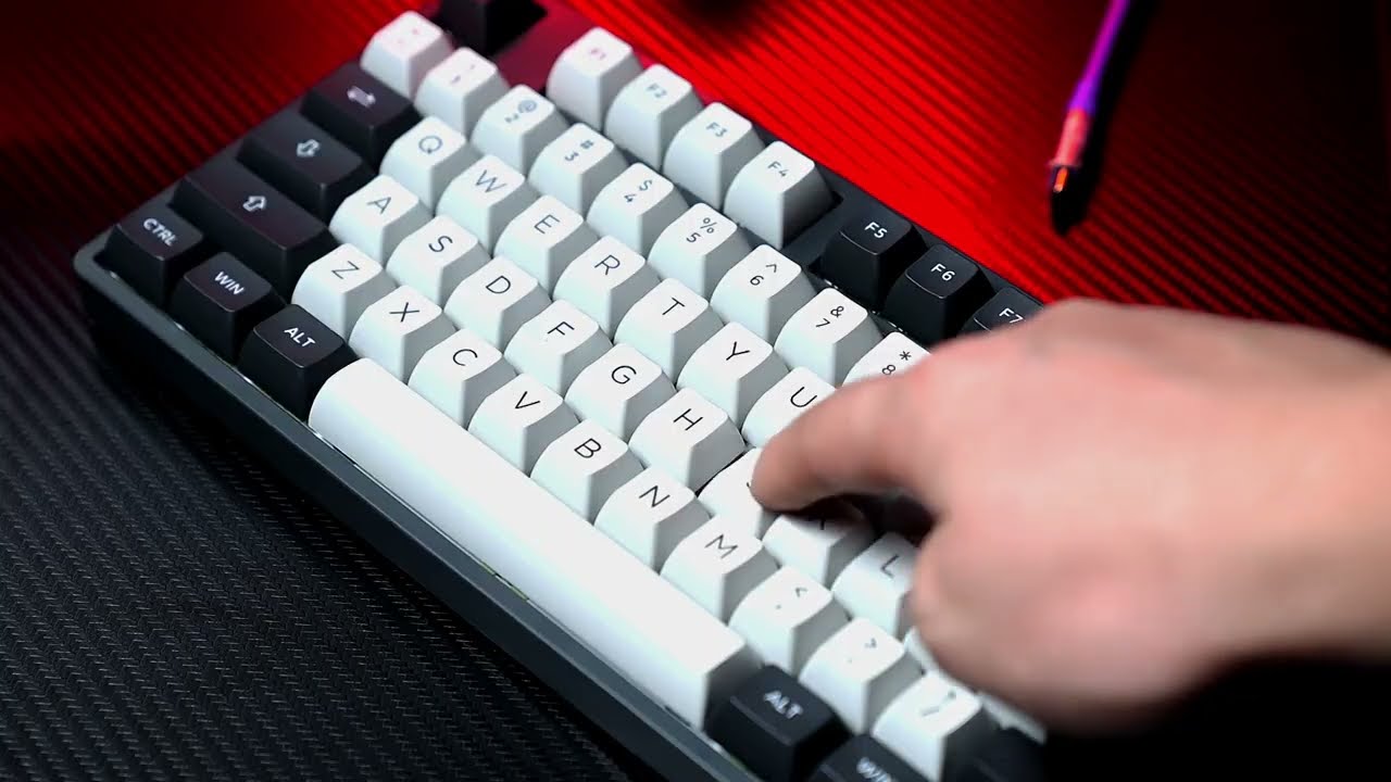 Việc test bàn phím định kỳ giúp bạn phát hiện sớm các phím bị liệt, nhảy kép (double click), trễ phím (delay) hay vấn đề ghosting/rollover, từ đó xử lý kịp thời trước khi ảnh hưởng đến công việc, học tập hay giải trí