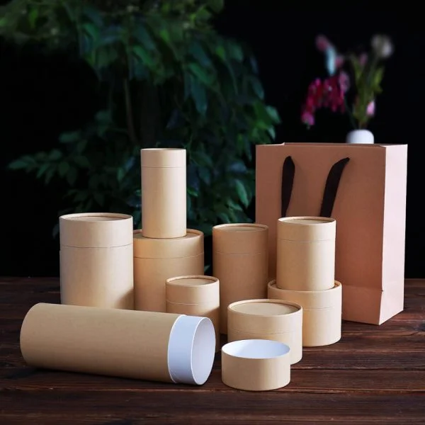 Hộp giấy tròn không chỉ là giải pháp bao bì tiện lợi mà còn là công cụ quảng bá thương hiệu hiệu quả