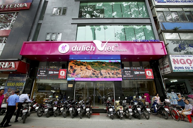 Mẫu Bảng Hiệu Dịch Vụ Du Lịch Đẹp, Ấn Tượng Nhất
