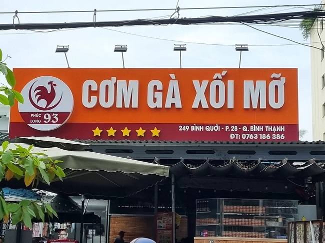 bang-hieu-quan-com Bảng hiệu cơm gà xối mỡ