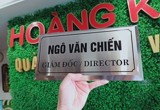 bien-phong-ban-bang-inox biển phòng ban công ty