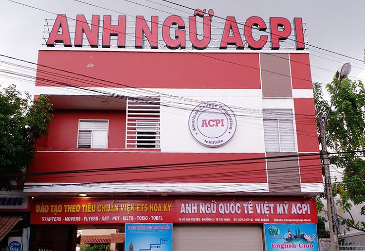chat-lieu-bien-trung-tam-anh-ngu chọn chất liệu phù hợp