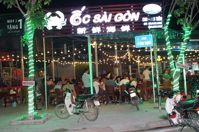 mau-bang-hieu-quan-oc mẫu bảng hiệu quán ốc